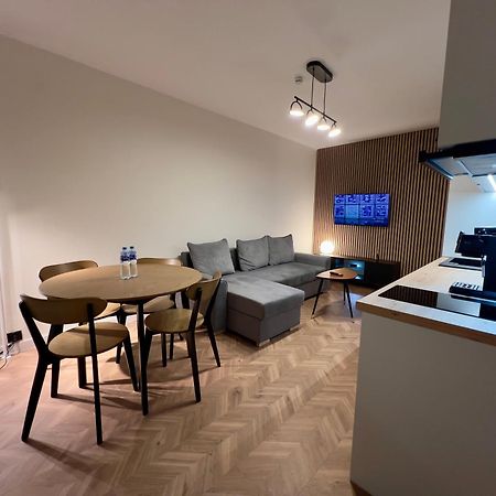 Apartament Dworcowa كونين المظهر الخارجي الصورة